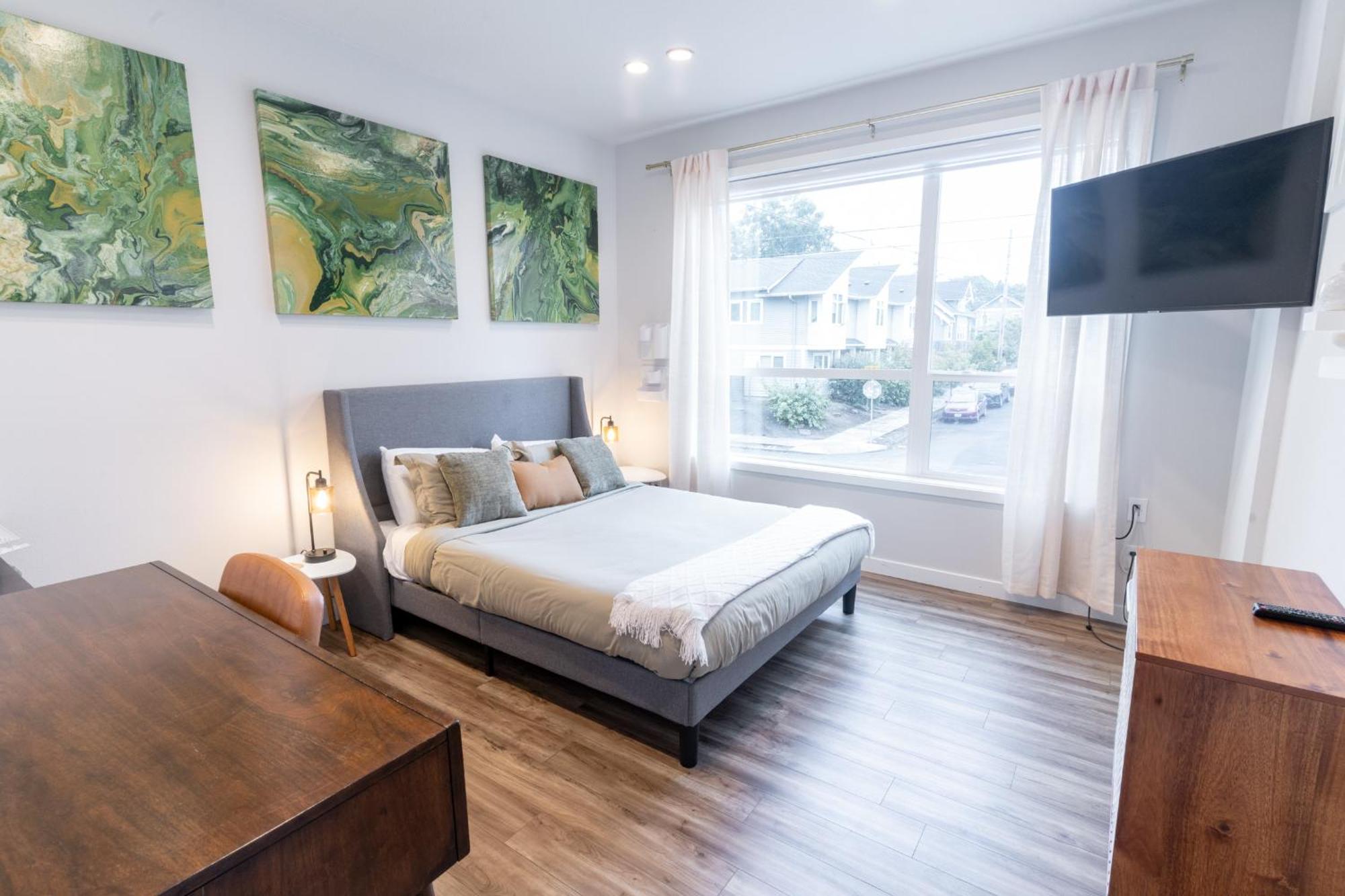 Comfy Family Home, Walkable Neighborhood + Patio! Portland Bagian luar foto