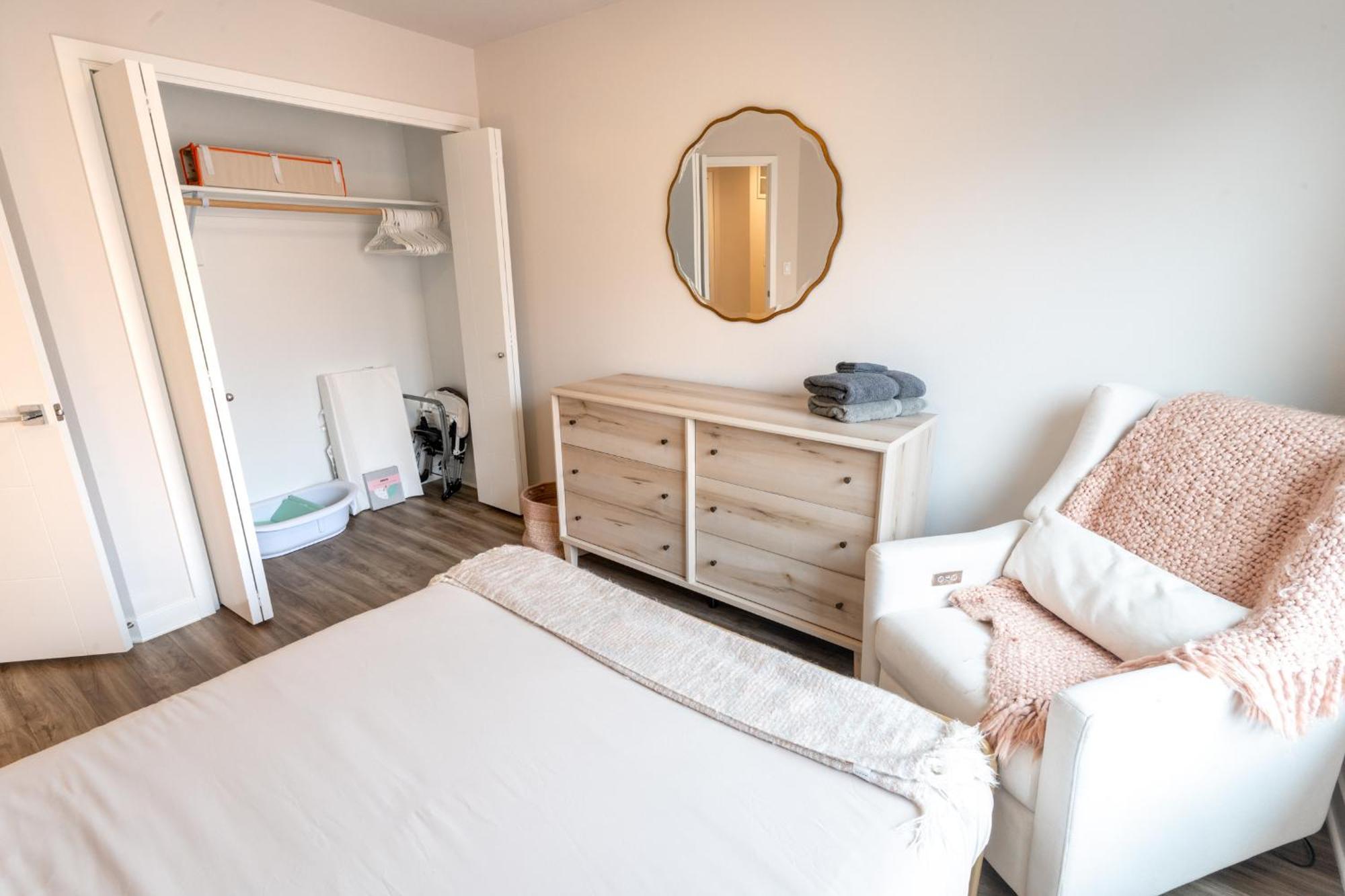 Comfy Family Home, Walkable Neighborhood + Patio! Portland Bagian luar foto