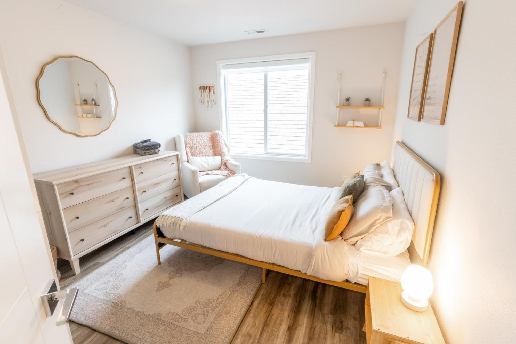 Comfy Family Home, Walkable Neighborhood + Patio! Portland Bagian luar foto