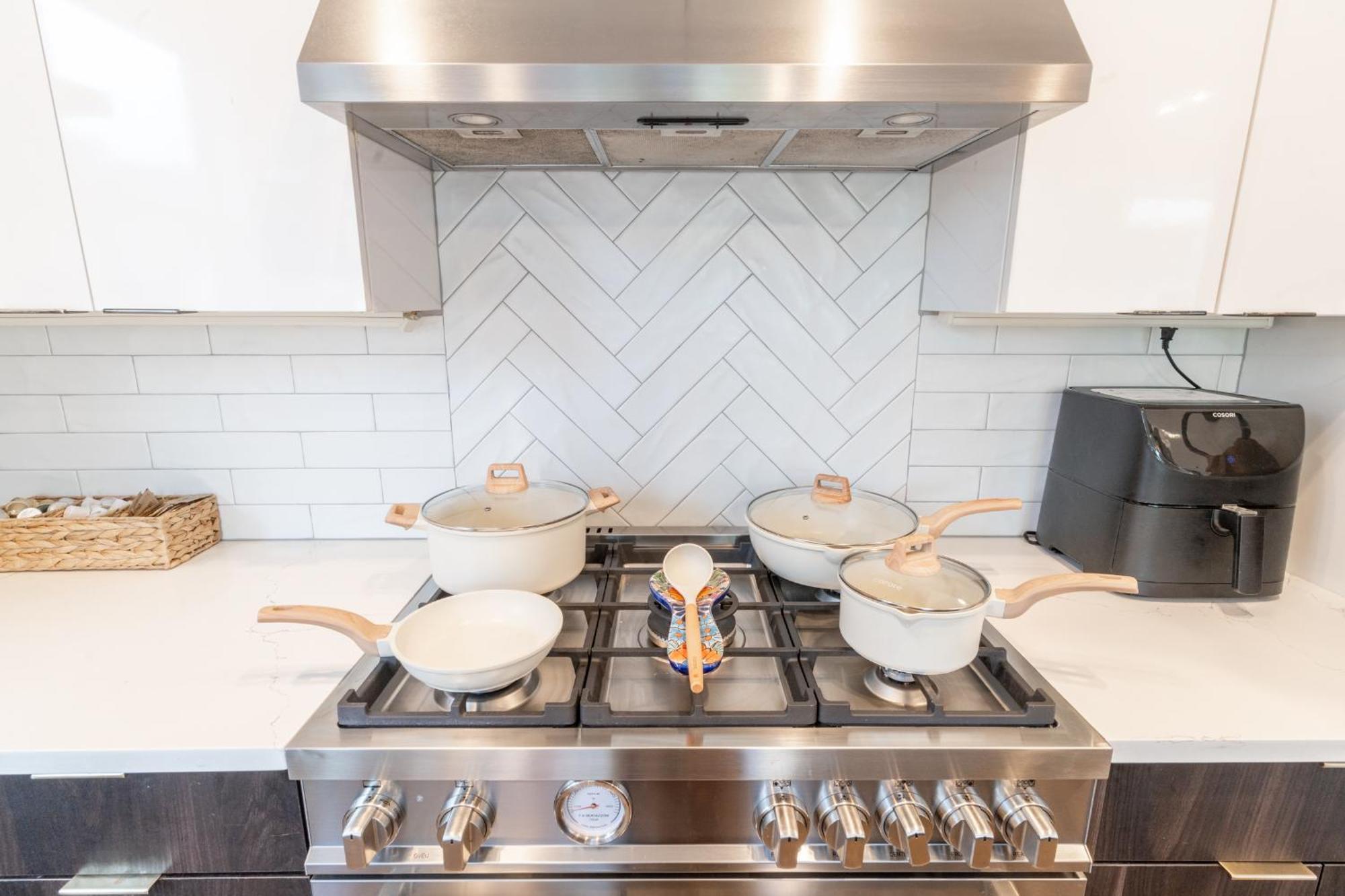 Comfy Family Home, Walkable Neighborhood + Patio! Portland Bagian luar foto