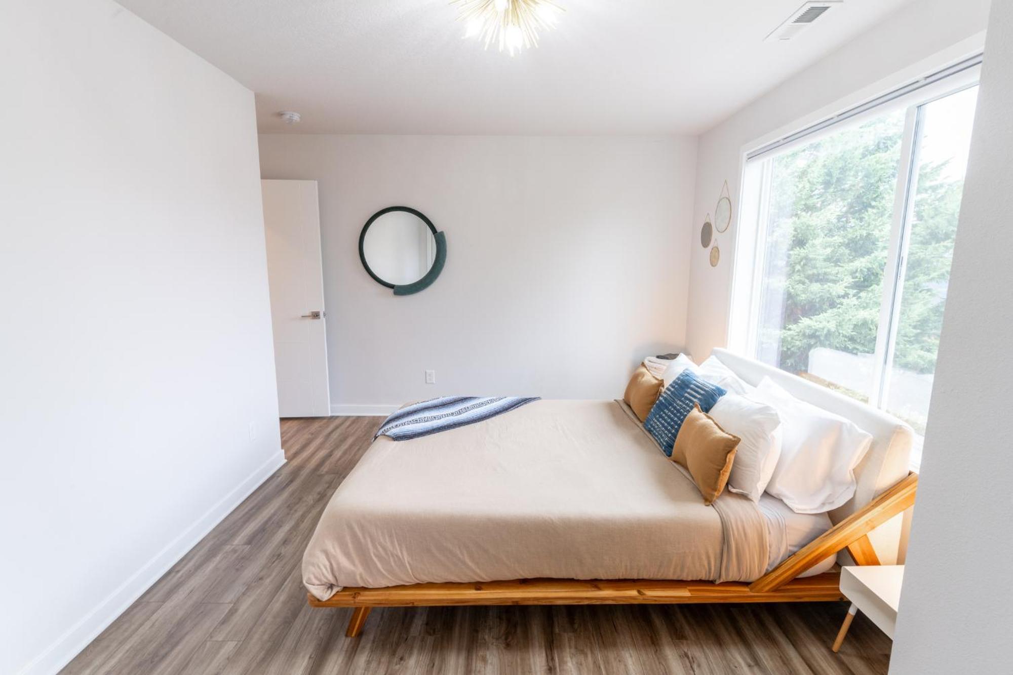 Comfy Family Home, Walkable Neighborhood + Patio! Portland Bagian luar foto